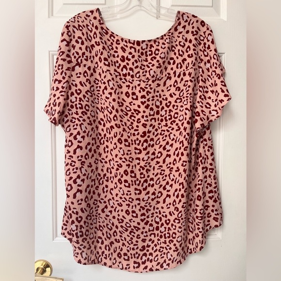 In Every Story Pink Animal Print Blouse 1X - Picture 7 of 10